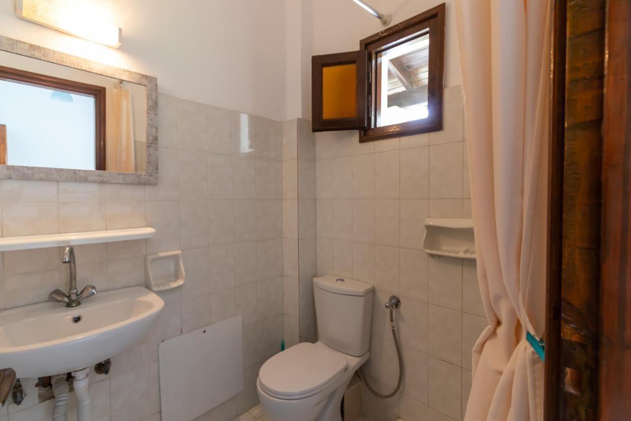 Zoi Apartmens Antonis Botsis